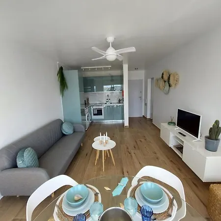 Sun&sea Апартаменты Картейра